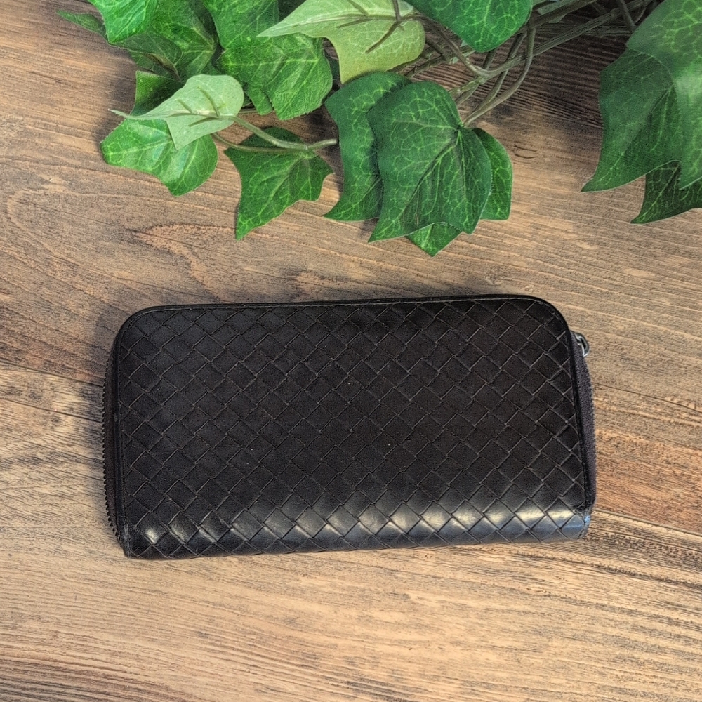 Bottega Veneta Black Woven Long Zipper Zip Around Zippy Intrecciato Wallet